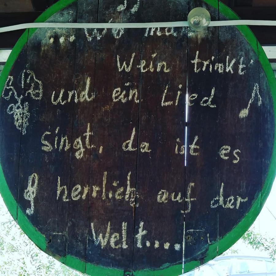 Weingut Licht-Stadtfeld 브라운버그 외부 사진